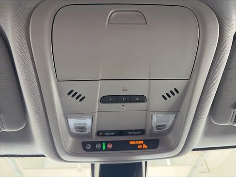 New 2025 Chevrolet Blazer LT w/ Convenience Package image 23