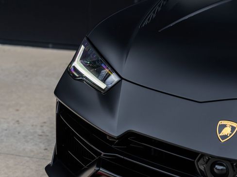 Used 2023 Lamborghini Urus S AWD/4WD image 18