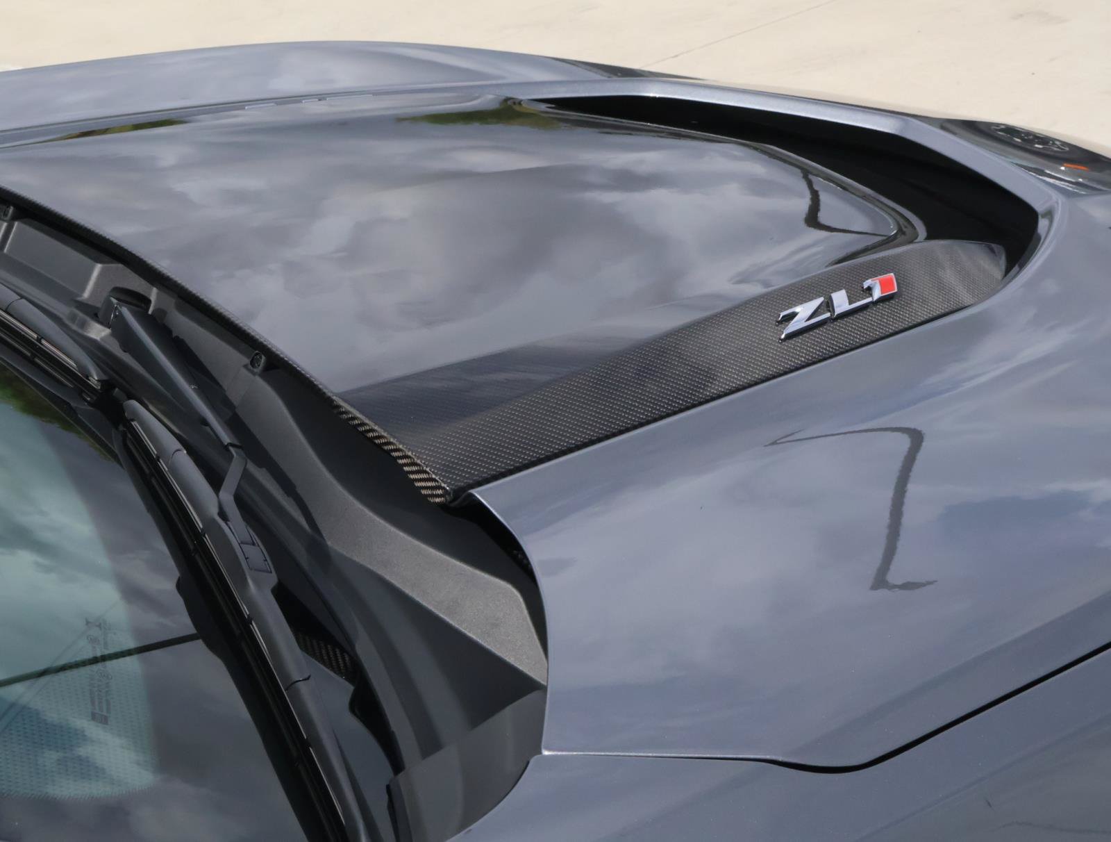 Used 2019 Chevrolet Camaro ZL1 RWD image 8