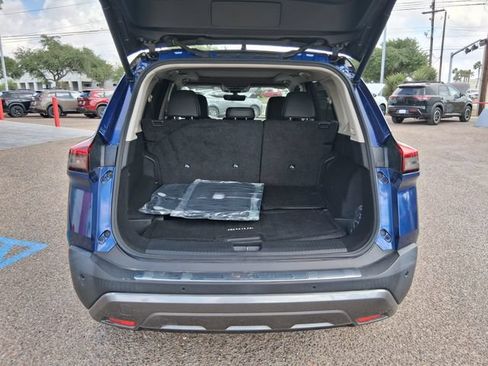 Certified 2023 Nissan Rogue SL w/ SL Premium Package FWD image 6