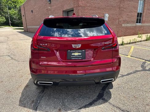 Used 2024 Cadillac XT4 Premium Luxury w/ Active Safety Package AWD/4WD image 7