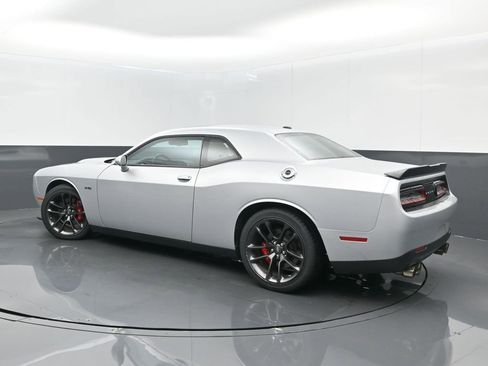 Used 2023 Dodge Challenger R/T w/ Performance Handling Group RWD image 16