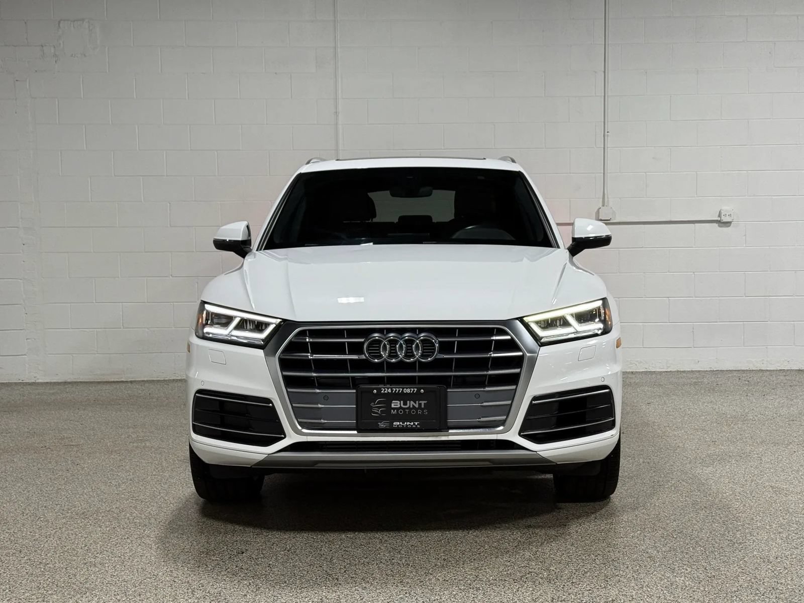 Used 2018 Audi Q5 2.0T Premium Plus w/ Premium Plus Package AWD/4WD image 3