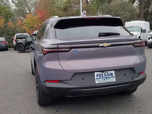New 2026 Chevrolet Equinox EV LT image 7