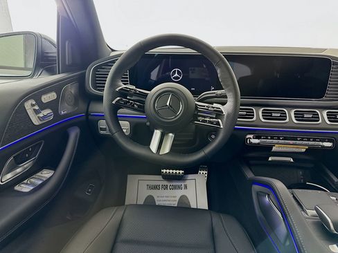 New 2026 Mercedes-Benz GLS 450 4MATIC image 25