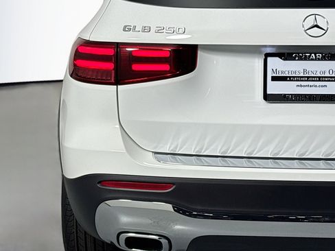 New 2026 Mercedes-Benz GLB 250 image 14