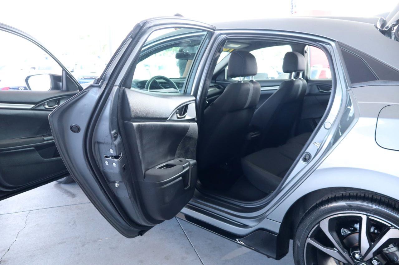 Used 2018 Honda Civic Sport image 30
