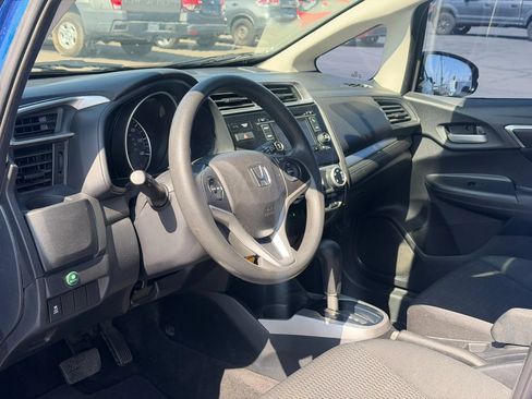 Used 2020 Honda Fit LX image 19