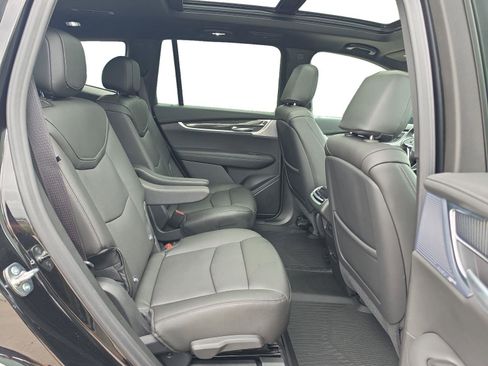 Used 2025 Cadillac XT6 Sport w/ LPO, Floor Liner Package AWD/4WD image 15
