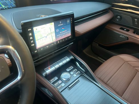 New 2026 Lincoln Nautilus Reserve w/ Jet Appearance Package image 34