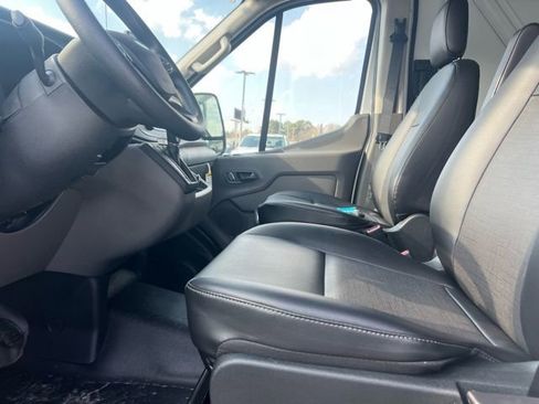 New 2026 Ford Transit 250 148 Medium Roof image 3