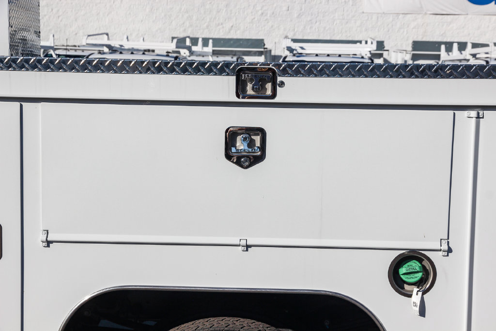 New 2026 Ford F550 4x4 SuperCab Super Duty image 10