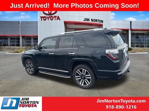 Used 2018 Toyota 4Runner Limited AWD/4WD image 3