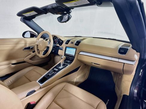 Certified 2015 Porsche Boxster RWD image 17