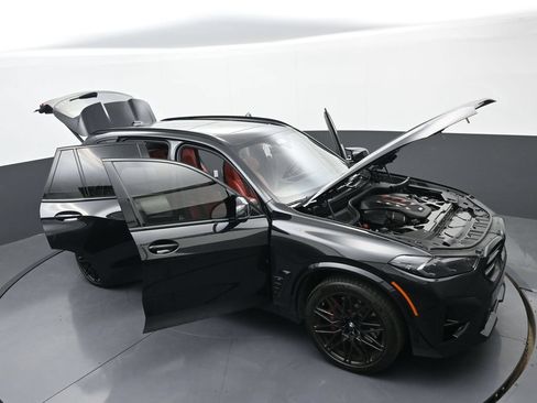 Used 2025 BMW X5 M Competition w/ Executive Package AWD/4WD image 40