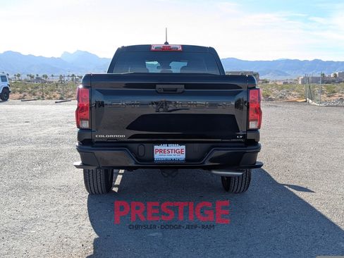 Used 2024 Chevrolet Colorado LT AWD/4WD image 8
