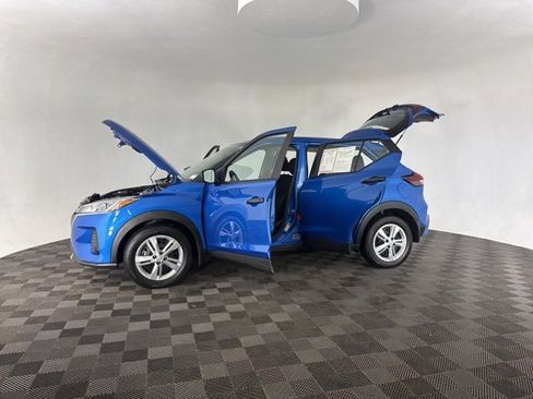 Certified 2024 Nissan Kicks S image 10