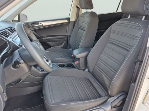 Used 2022 Volkswagen Tiguan S FWD image 20