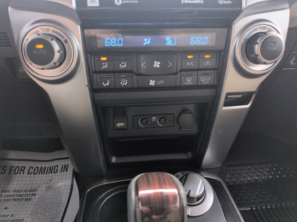 Used 2023 Toyota 4Runner Limited AWD/4WD image 18