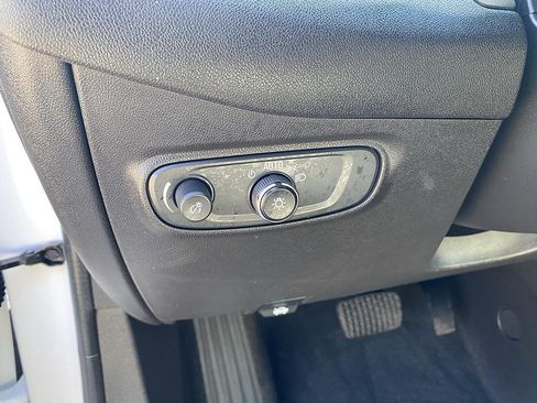 Used 2024 Chevrolet Equinox LS w/ Driver Confidence II Package AWD/4WD image 36