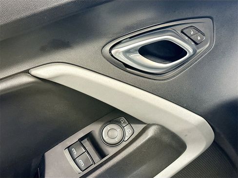 Used 2020 Chevrolet Camaro LT image 18