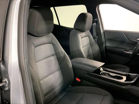 Used 2025 Chevrolet Equinox LT image 7