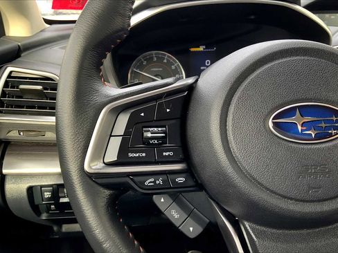 Used 2018 Subaru Crosstrek 2.0i Limited image 18