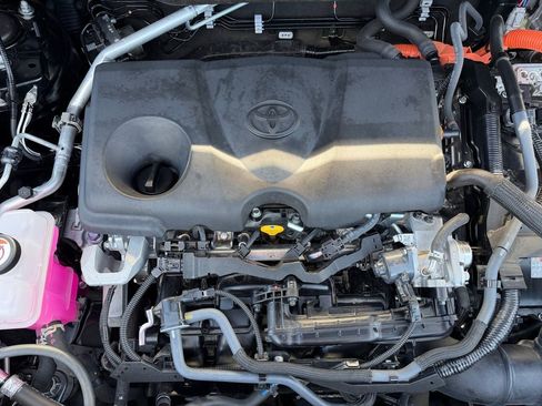 Used 2023 Toyota RAV4 XLE Premium AWD/4WD image 30