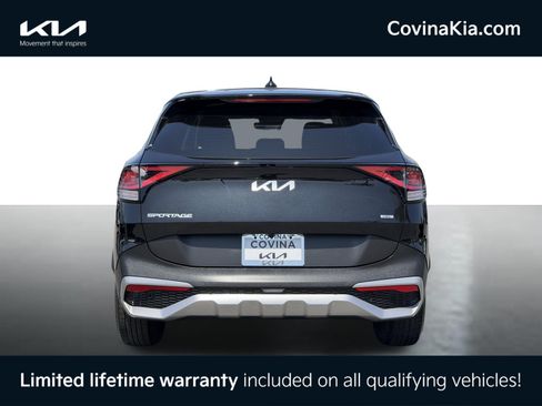 Used 2025 Kia Sportage LX FWD image 7