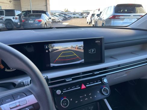 Used 2025 Hyundai Tucson SEL image 25