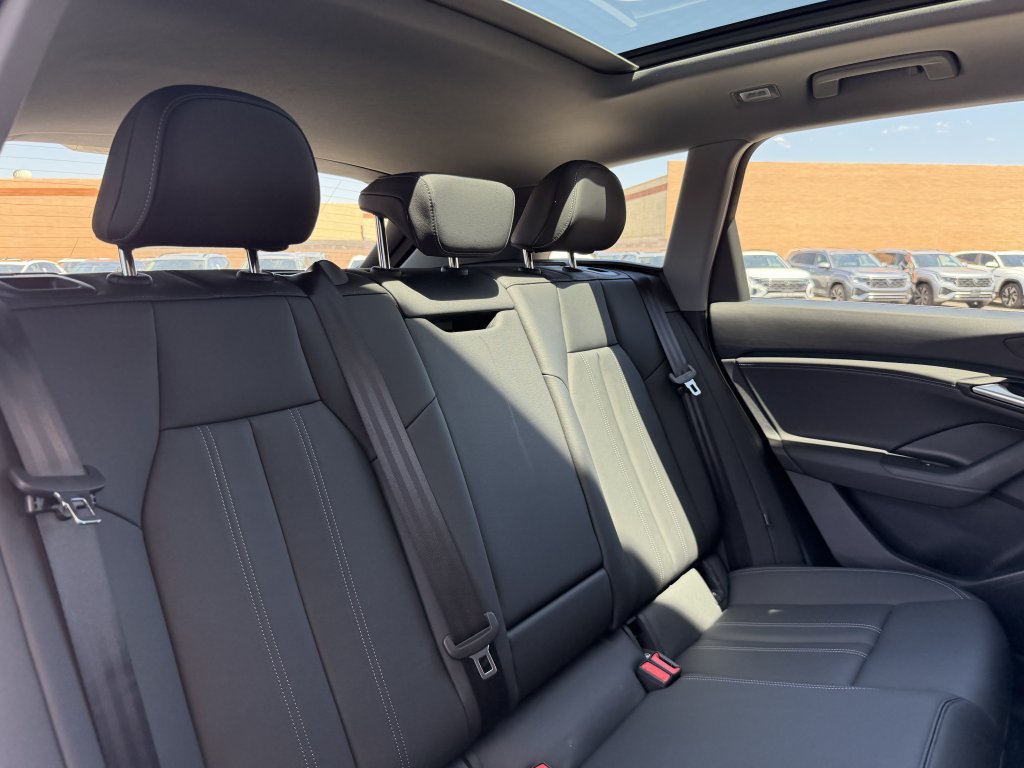 Used 2025 Audi Q6 e-tron Premium w/ Premium Plus RWD image 44
