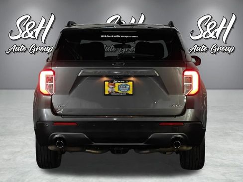 Used 2021 Ford Explorer XLT w/ Equipment Group 202A image 22