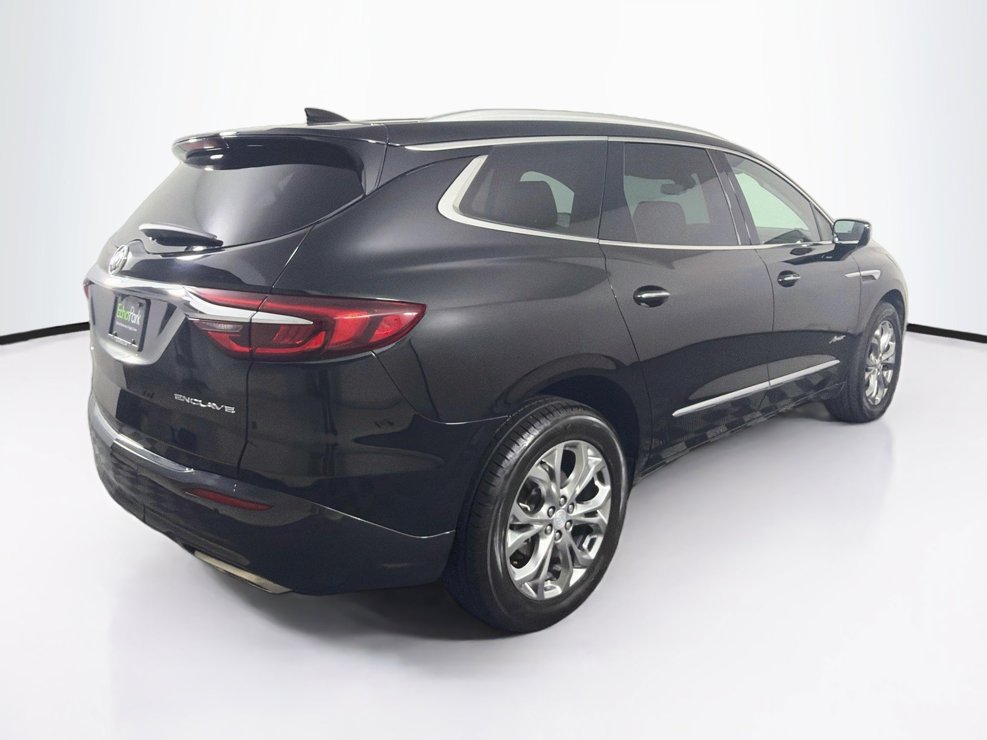 Used 2018 Buick Enclave Avenir w/ Avenir Technology Package FWD image 9
