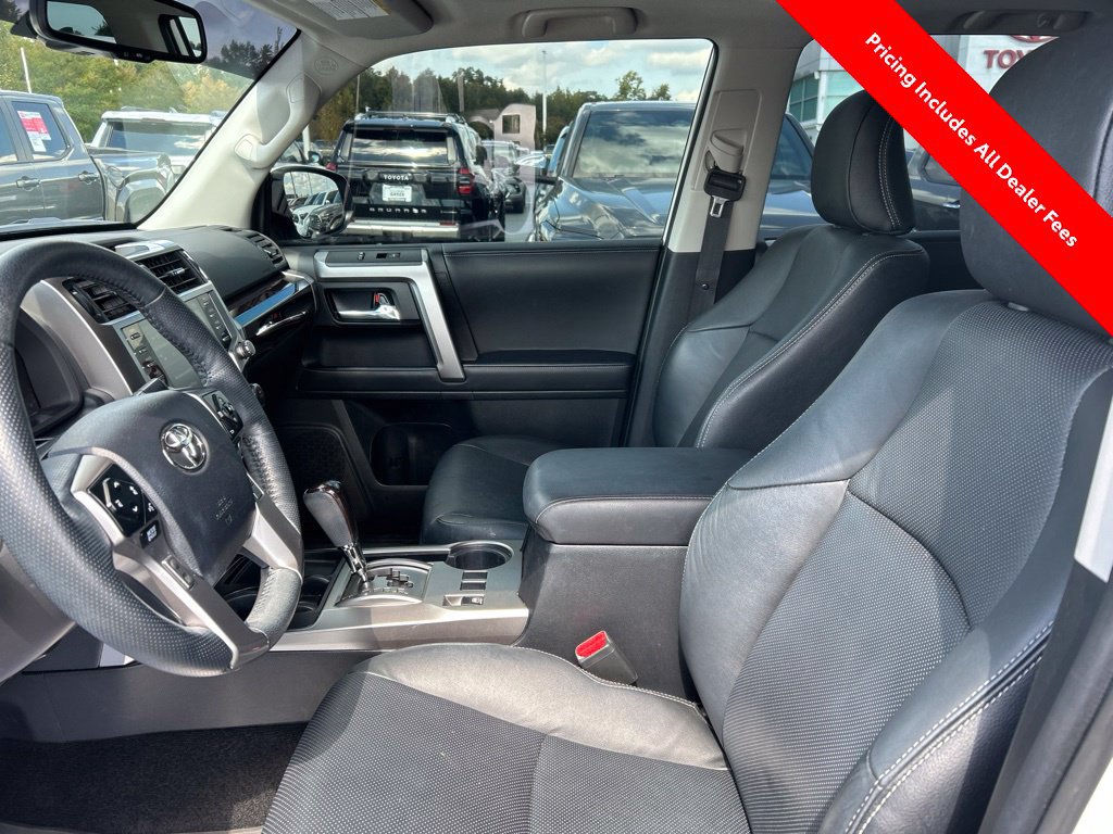 Used 2023 Toyota 4Runner Limited RWD image 2