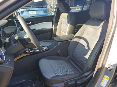 New 2026 Chevrolet Trax LT w/ Driver Confidence Package image 17