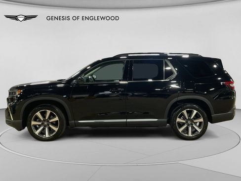 Used 2023 Honda Pilot Touring image 13