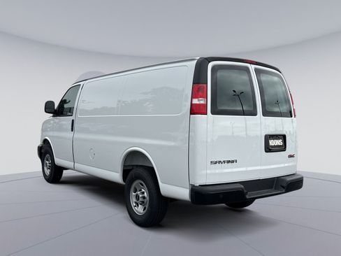 New 2026 GMC Savana 2500 w/ Driver Convenience Package RWD image 4