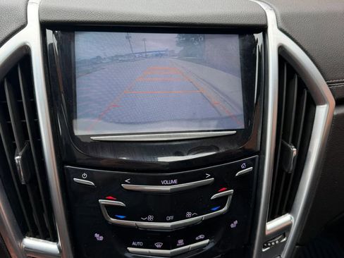 Used 2015 Cadillac SRX Luxury FWD image 22