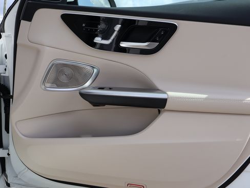 Certified 2025 Mercedes-Benz C 300 Sedan image 27