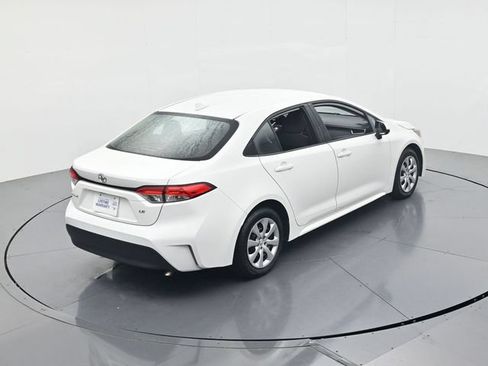 Used 2024 Toyota Corolla LE FWD image 40