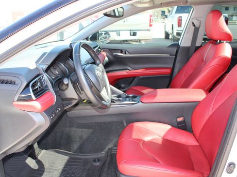 Used 2023 Toyota Camry XSE image 13