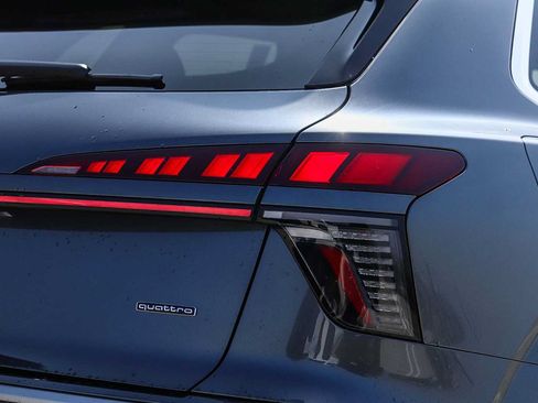 New 2026 Audi Q3 quattro 2.0T AWD/4WD image 10
