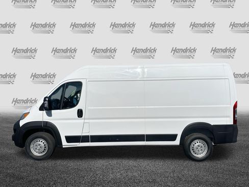 Used 2025 RAM ProMaster 2500 w/ Convenience Group FWD image 6