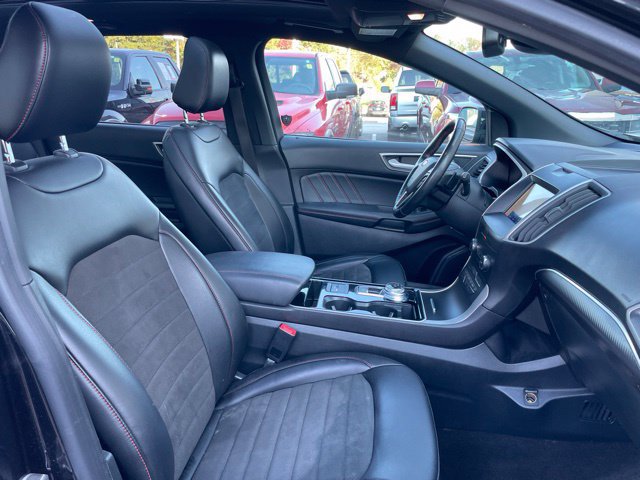 Used 2020 Ford Edge ST-Line AWD/4WD image 27