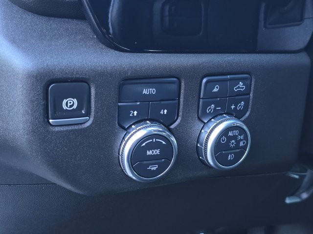 Used 2025 GMC Sierra 1500 SLT AWD/4WD image 14