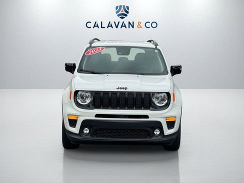 Used 2023 Jeep Renegade Altitude w/ Convenience Group I AWD/4WD image 2