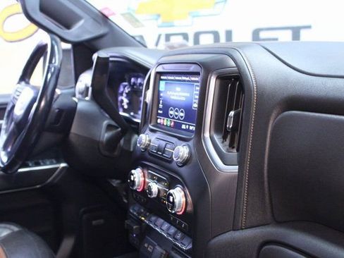 Used 2019 GMC Sierra 1500 AT4 image 10