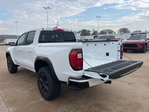 New 2025 GMC Canyon Elevation w/ Convenience Package image 7