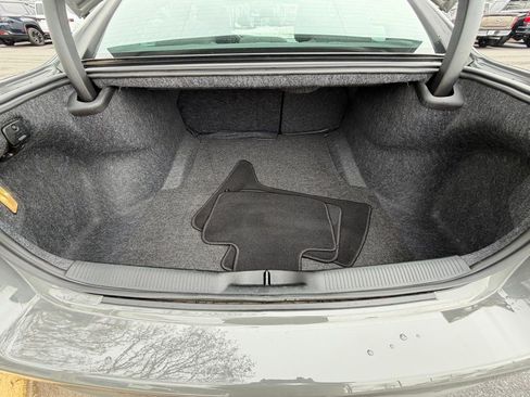 Used 2023 Dodge Charger SXT w/ Blacktop Package image 34