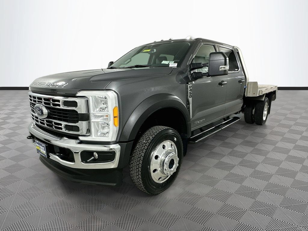 Used 2023 Ford F450 XLT w/ XLT Value Package AWD/4WD image 3